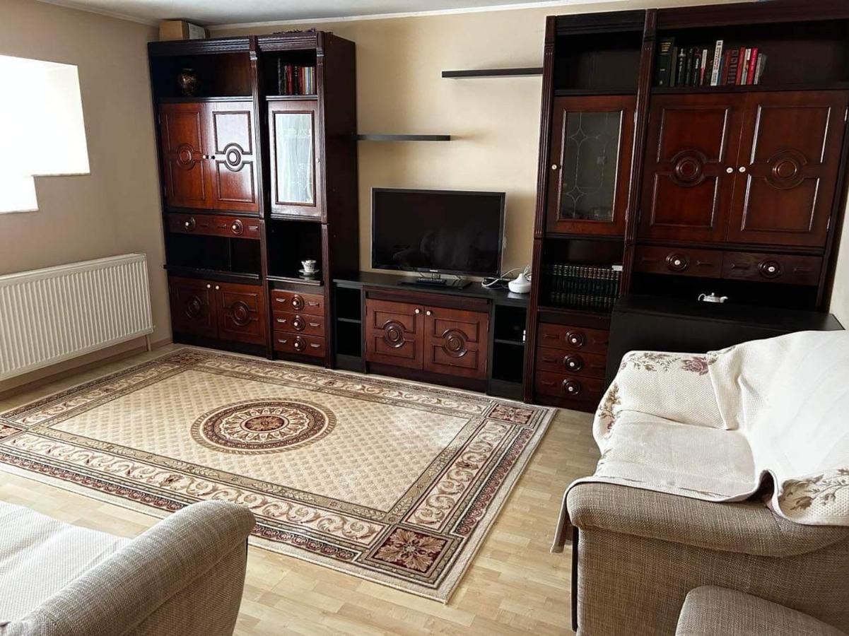 Lalelelor Apartment Sučava Exteriér fotografie
